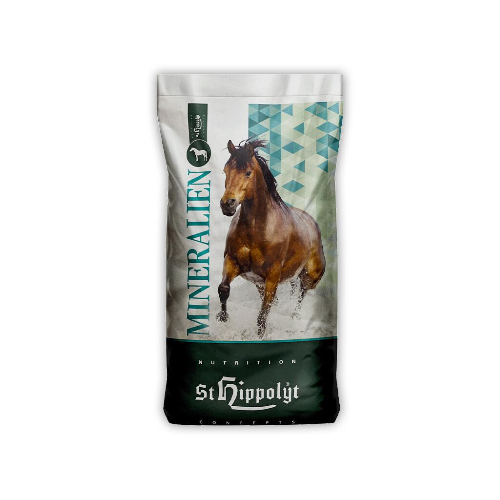ST. HIPPOLYT Mineralfutter SEMPER CUBE für Pferde 25kg